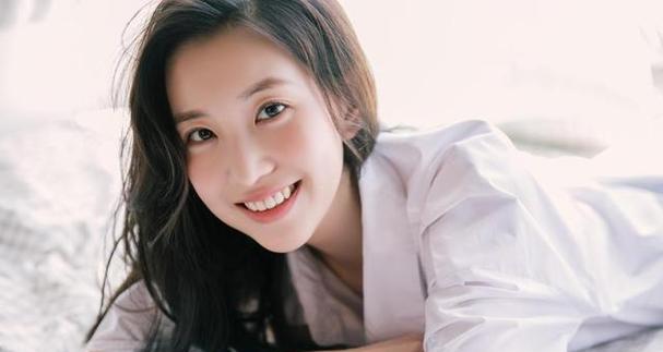 如何与女生轻松聊天（15个让你成为聊天高手的技巧）