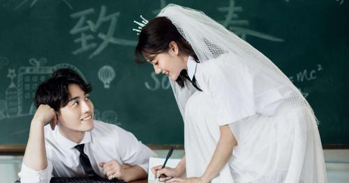 如何用感动让分手的男友回心转意（教你15个方法让他重新爱上你，）