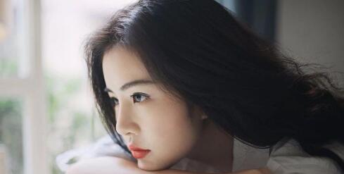 如何挽回分手女友的心？（用真诚和努力让她重新爱上你）