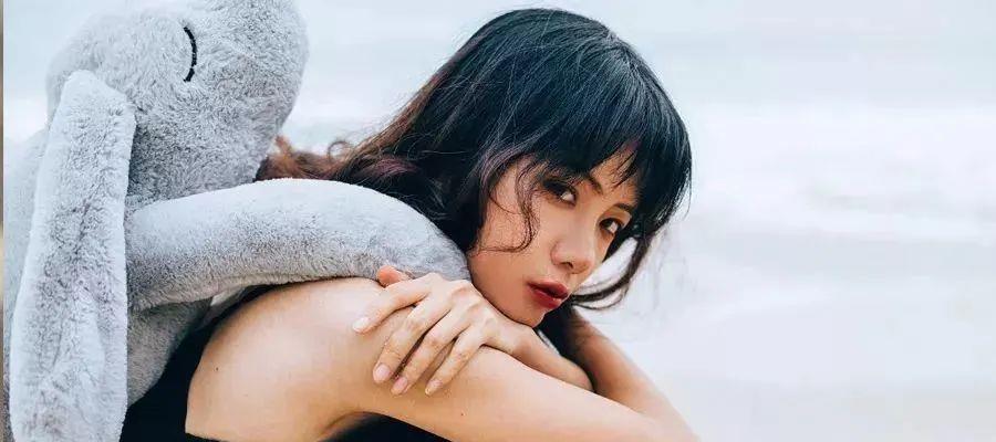 如何正确挽回以死心的前女友？（全面解析挽回前女友的正确方法，让你重燃爱情的希望！）