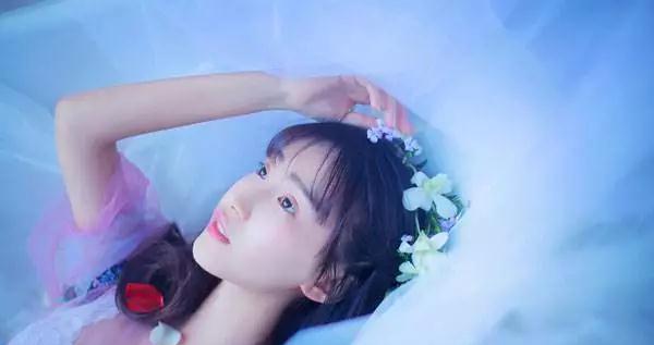 挽回分手女友的正确方法（了解心理需求，改变自己的态度）
