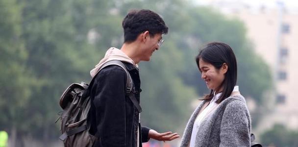 如何用感动来挽回女友的心？（从真诚的道歉开始，逐步恢复感情）