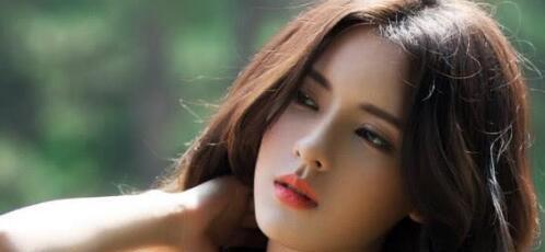 挽回女友的心，成功要诀大揭秘！（教你如何用行动和真心感动她回来，从此在爱情中走得更远！）
