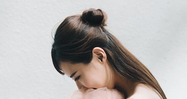 用感动的话挽留女友，成功挽回爱情（15句打动女友心的话，教你重拾爱情）