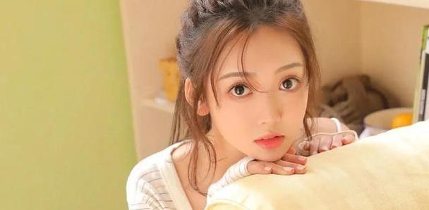 如何跟喜欢的女孩聊天（用这些技巧让她对你产生兴趣）
