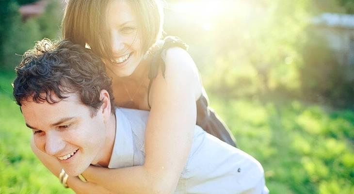 如何经营婚姻家庭（结婚后的情感投资和经营方法）