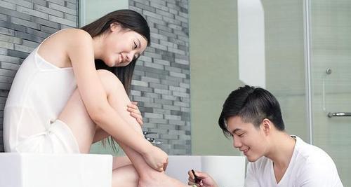 老公出轨，如何拯救婚姻？（挽救婚姻的方法和技巧，让你重新找回幸福）