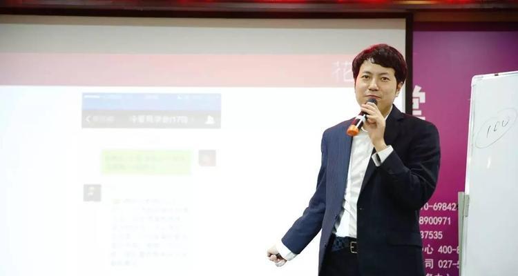 以冷爱花镇，探寻现代城市之美（从历史到现代，探寻冷爱花镇的发展之路）
