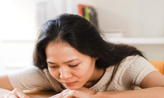 如何应对老婆精神出轨？（夫妻感情危机，这个很重要！）