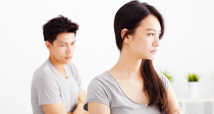 如何成功挽回男生的心（15个实用攻略帮你化解危机，重拾爱情甜蜜）