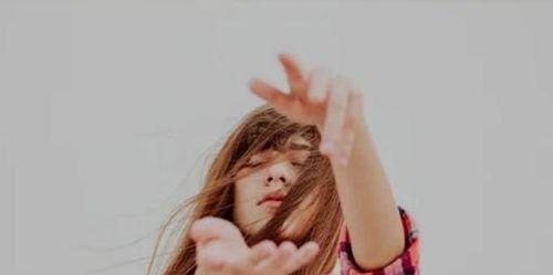 如何挽回女友的心（后悔分手的你必须知道的15个步骤）