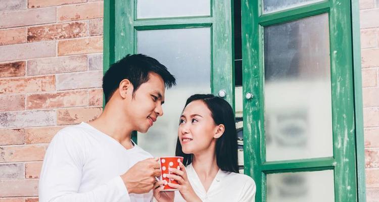 男士如何拯救即将破裂的婚姻（掌握正确的沟通技巧，重燃爱情的火焰）