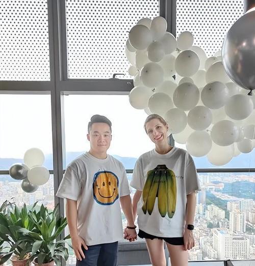 如何面对儿子反对想与女友结婚的困境？（如何面对儿子反对想与女友结婚的困境？）