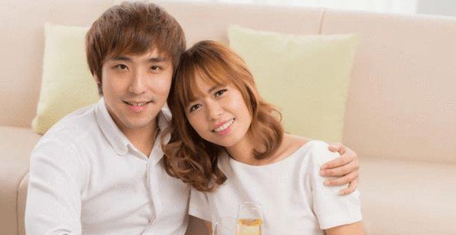 男友离异有孩子，我们能在一起吗？（探讨男方离异带孩子的恋爱难题，如何面对现实并寻求幸福？）