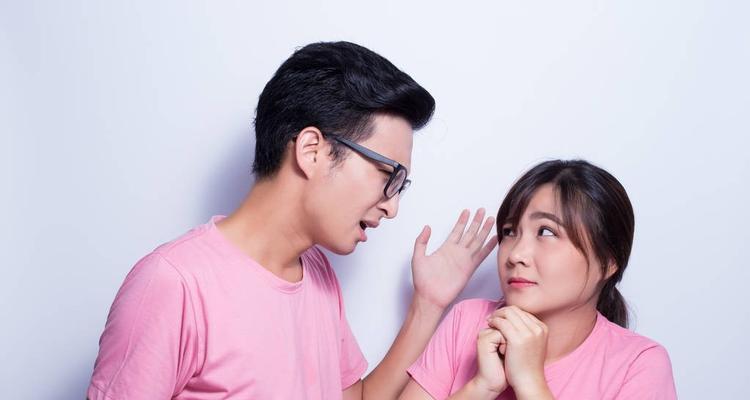 男人为何不和老婆离婚（探究男人外遇的真正原因和现实考量）