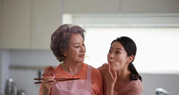 新婚夫妻如何与公婆相处（偷偷领证后的家庭关系处理策略）