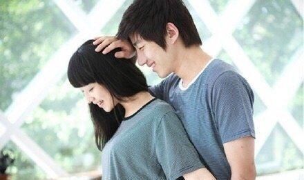 挽回分手男友，如何重新点燃爱情之花？（重温爱的美好，找回感情的火花，分手不是终点，而是重新开始）
