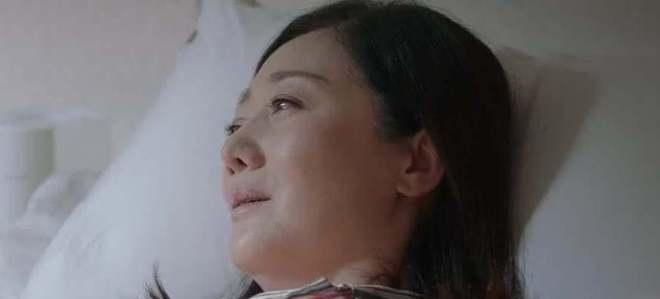 家庭出轨，儿女怎样自救？（当你发现妈妈有外遇，应该怎么办？）