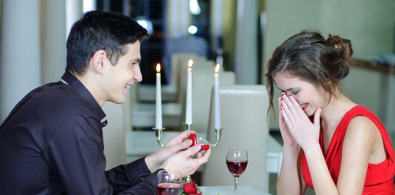 如何挽回失去的男友？（失去男友的心情和原因、挽回男友的技巧和方法）