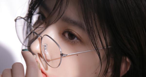女生如何挽回失去的爱情（掌握方法，赢回他的心）