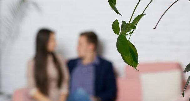 老公出轨，情妇为何不结婚？（探究出轨情妇婚姻的真相）