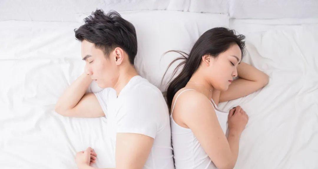男友太小气，导致分手，我不想和他继续了（揭开小气男的真面目，为什么我选择离开？）